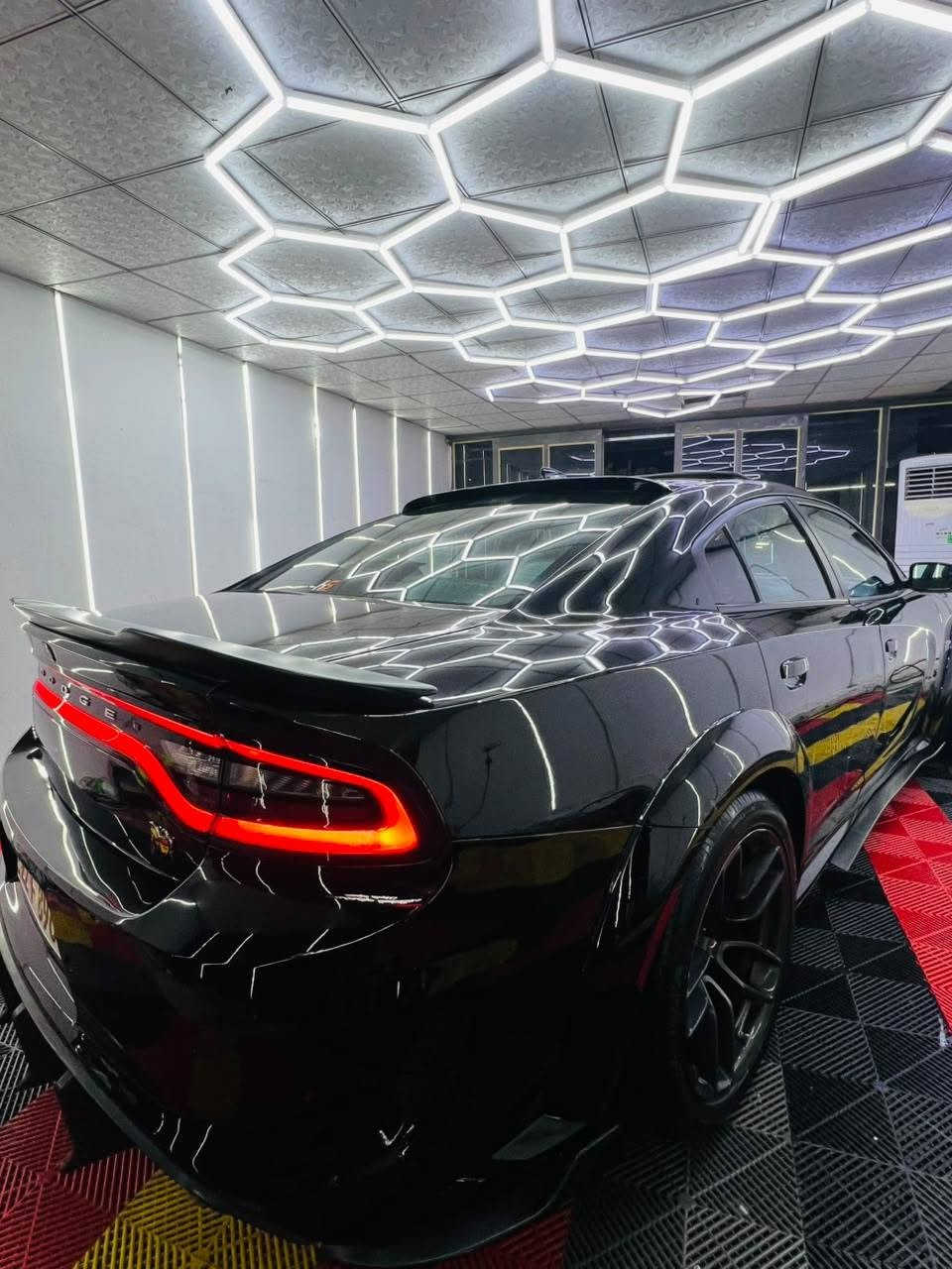 جارجر 𝗦𝗥𝗧 سكات باك وايد بدي اصل 2022
ماشية 60  ألف وقابل للزيادة  محرك 6.4L ا485 حصان hp 
فول فول مواصفات 1/1 رادار امامي نقطة عمياء 
رقم صاحب سيارة ***********

🟩 السعر  _320  والشراي ماارجعة 
                  
المحرك : SRT . V8 . 6.4L .
المواصفات ١/١ :                      
• رادار امامي
•  نقطة عمياء 
• مكابح رياضية (برمبو) 
• لايت LED 
• فتحة سقف (سلايد)
• كاميرا خلفية 
• امكانية التحكم بوضعيات المقود كهربائيا 
• كزوز سستم موبار
• حساسات خلفية 
• ويل قياس 20 أنج 
• سستم صوت harmen carden 
• تشغيل عن بعد 
• مقاعد رياضية احمر كنتارا مع ختم النحله  بلادي
• ذاكرة لحفظ وضعيات الجلوس (ميموري)
• بطانة باب احمر مع تطريز احمر بلادي
• دشبول جلد خياط احمر
• المقاعد الأمامية تبريد وتدفئة
• المقاعد الخلفية تدفئة
• نظام خرائط GPS
• شاشة كبيرة قياس 8.4 أنج اوپشنات SRT كاملة 
• تدفئة ستيرن
• كير شفتر بالستيرن
رقم اربيل سنوية  2028 تحويل فقط بنفس اليوم 
الضرر :  دعامية خلفية  مع بارد جنطة 
مكان السياره : بغداد / الكرادة 
شباب السيارة ستوك مملعوب بيها ابد وكاصيها ع ايدنة من المزاد ورقم الشاصي موجود وع  شخص واحد 
والسيارة جاهزة 
ادامة كاملة 
مع حدادية وبلكات ونوزلات وفيول بمب والسيارة منازلة استعراض نهائيا وما متعوبة وكلشي بوضع الوكالة مثل مموضحة الصور 
للاستفسار تواصل واتساب : ***********
رقم صاحب سيارة بغداد, العراق
