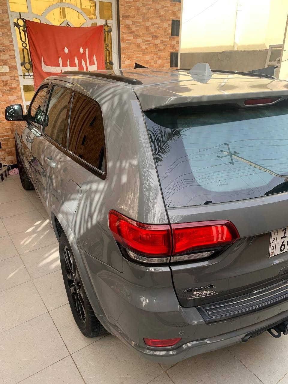 جيب لاريدو 2019 فول مواصفات شاشه فتحه حساسات رادار فول كلش للاخير
رقم بغداد انكليزي باسمي هزه جديده 
حادثه موجود ب الصور فقط جاملغ بدون ارباك حداديه طخم تاير كير كفاله محرك شادله بساتم 14 بدون دوانز يعني بنزين عادي جاهزه السياره مكانه الناصريه سوق الشيوخً 
السعر 205 $
رقم الهاتف ***********

