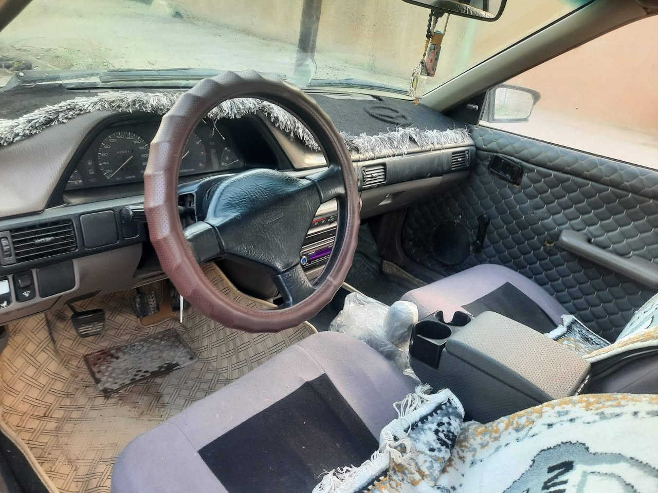 مازدا حجم ٣٢٣ سياره مال بيت محرك سيفيا ١٦٠٠ كير عادي السياره جاهزه من جميع النواحي كير محرك حداديه كله شرط سياره حلوه داخلها خارجها كله نضيف السياره مكان السياره  موصل ***********
