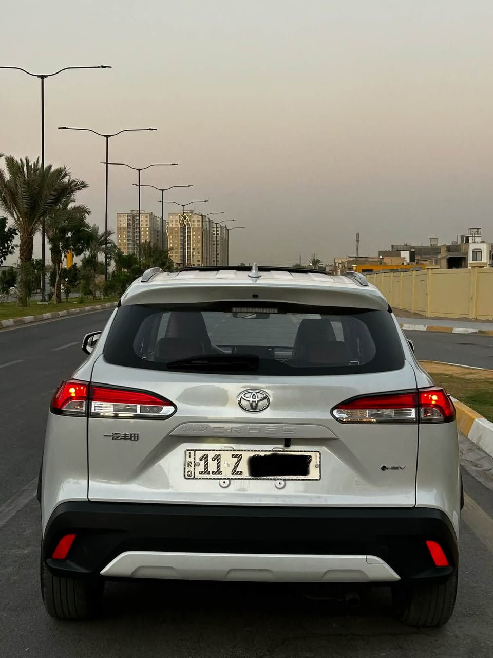 تويوتا كورلا HEV كروس تجميع الصين مكفولة من الصبغ والتبديل موديل 2024 فول بصمة سلايت محرك 2000 كامرة وشاشة  اصلية رادار توقف ذاتي 5 ويل كب كشنات جلد كهرباء 
بلوجكترات 
حمالات سقف 
وحساسات امامي خلفي 
هيه فول موصفات بعد بيه هواي موصفات 
عداد المسافة 46 الف كيلو 
المركبة بحالة جيدة
السبير غير مستخدم 
السعر 27.400 مليون  رقم تلفون ***********
