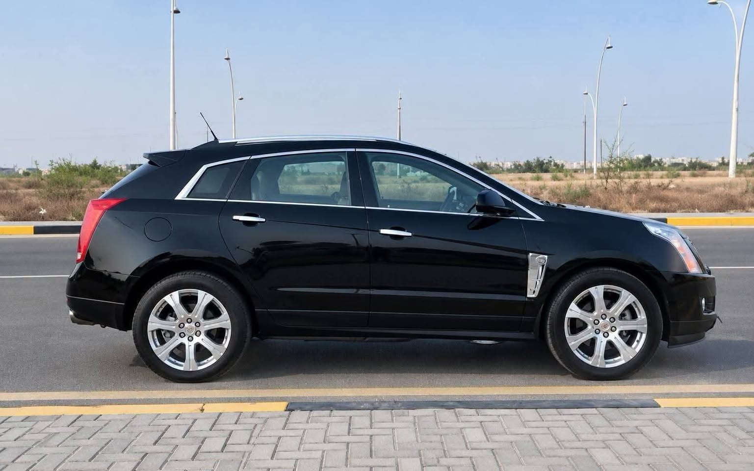 كاديلاك SRX4 • ٢٠١٣ • ١١١ الف