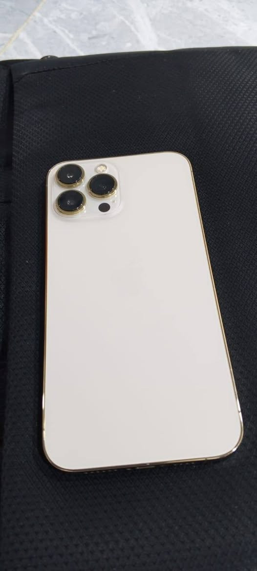 📱🔥 للبيع | iPhone 13 Pro Max 🔥📱

✨ الذاكرة: 256GB
🎨 اللون: ذهبي
🔋 البطارية: 85%
🇺🇸 النسخة: أمريكي
💎 الحالة: نضيف جداً جداً، استخدام نظيف

✅ جهاز مرتب وجاهز للاستخدام
📌 الفحص والتجربة أمام المشتري

💰 السعر: يُحدد عند التواصل
📞 للاستفسار : ***********
