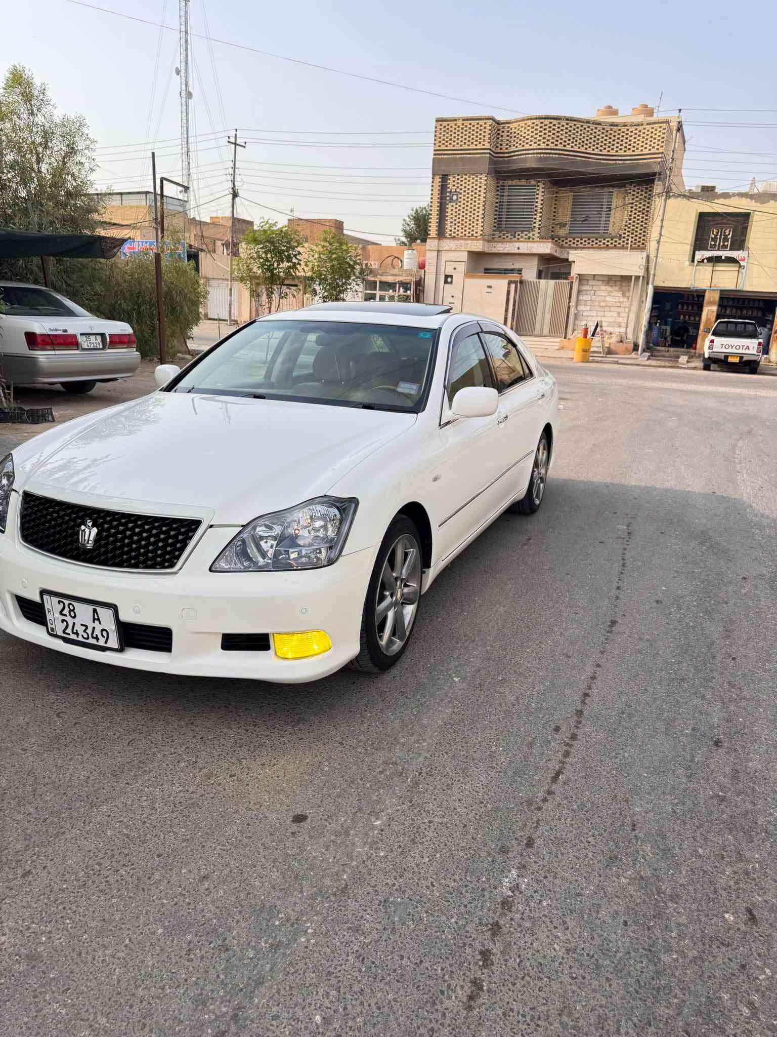 شاهينه للبيع قرار 102 تسجيل جديد  السياره بعد احلى مما بصور كلش نضيفة حته دعاميات كفاله من الصبغ جديد بمعنى الكلمه تجي وتشوف وتشلع عيوني 

✅موديل 2007 اصل 

✅3 دكم فتحه كرستال

✅شاصي 182 

✅برده خلفيه 

✅قطعتين تبريد

✅تحوير جوه نجف فوك امارات

دشبول نضيف كلش وسياره غرفتهة تخبل 

✅داخل جلد بيجي 

✅حداديه من طول لطول جديده ماعايزه برغي 

✅حساسات خلفي امامي شغالات 

✅مثبت سرعه شغال كلشي شغال بيهة سياره 

✅مكينه وكير جدد وكل دوانز مابيهة تجي وتشوف بعينك 

✅بعد بيهة هواي شغلات مذكرهن شنو تريد اتصل وبيك خير ودلل 

✅المكان نجف 

✅السعر 168 وبيهة مجال 

✅***********
