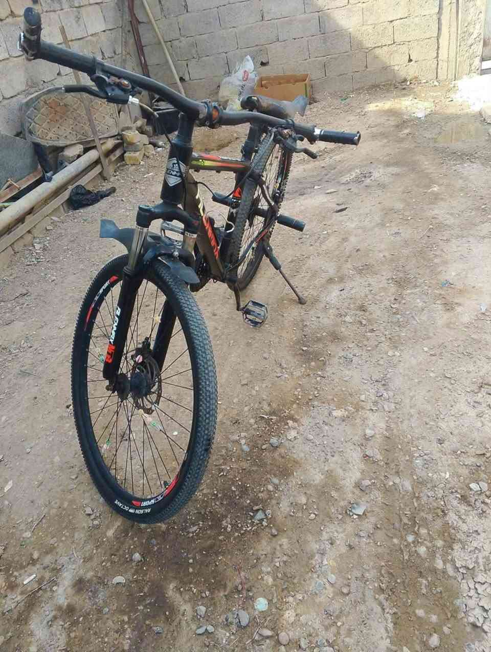 سلام عليكم بايسكل رياضي حجم 26 بايسكل جيديد مكان بغداد ***********
