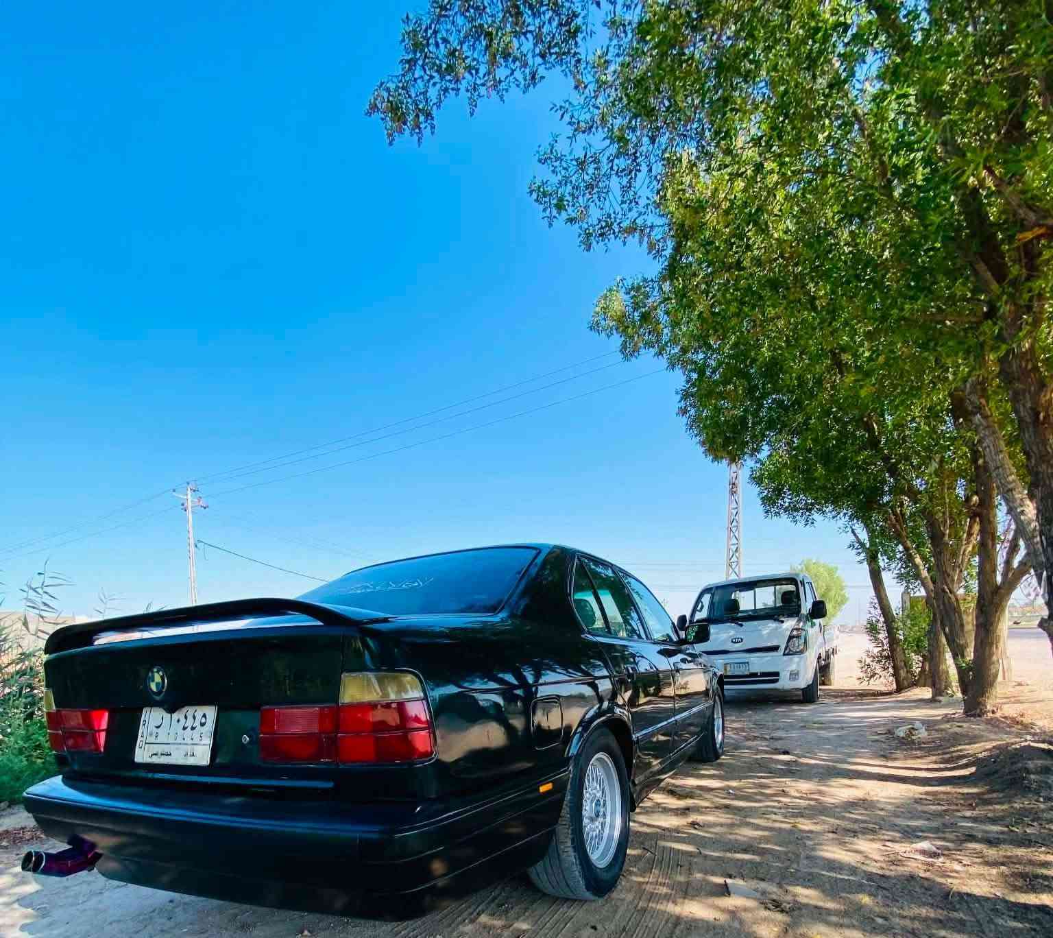 سلام عليكم
البيع BMW حجم 525اصل مسكر عدل 
كير ومحرك خير من الله موديل 1991
ويل خلية حاوية دركه m
اربعه بوب وجنطه قفل بريمون
جام كهرباء كله مري منفصل 
مسجل شاشه سماعات 6
باتري جديد بور جديد 
صدر خلفي مامي جديد 
داخله نضيف ABS شغال
كله شغاله سايد بريك
وضعيات كير شغالE.S.☆
سياره جاهزه مال جناي ومصروف عليه هواي 
رقم بغداد شرط تحويل 
مكان بابل الإسكندرية /السعر 54
***********
