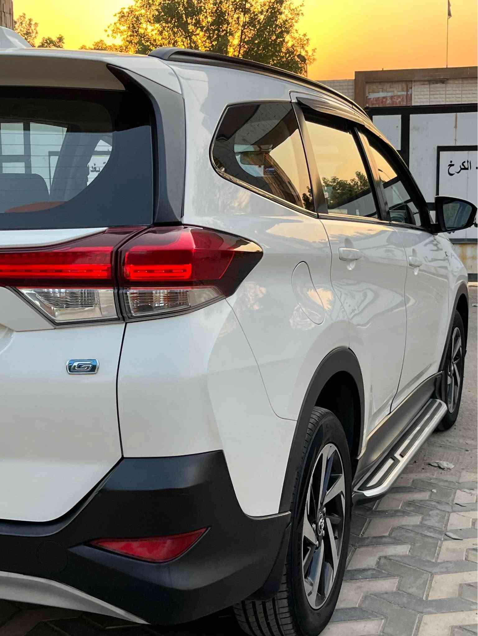 TOYOTA Rush 2019
 بيع او مراوس 
خليجي ساز  
1-ماشيه 137 الف كيلو فقط 
2-محرك 1500
3-اشاير بلمري 
4-ركاب عدد 7
5-بصمه 
6-تبريد ثلج 
7-قطعتين تبريد 
8-لايتات led 
9-كشافات ضباب 
10-كامره خلفيه 
11-شاشه 
12-شاشه تبريد 
13-رقم اربيل هزه وسنويه وأرقام جدد 
14-بك لايت led 
15- ويل كب عدد 5
16-حساسات خلفيه 
17-حاجب led 
18-تحكمات ستيرن
بغداد السيديه  
*********** بغداد, العراق
