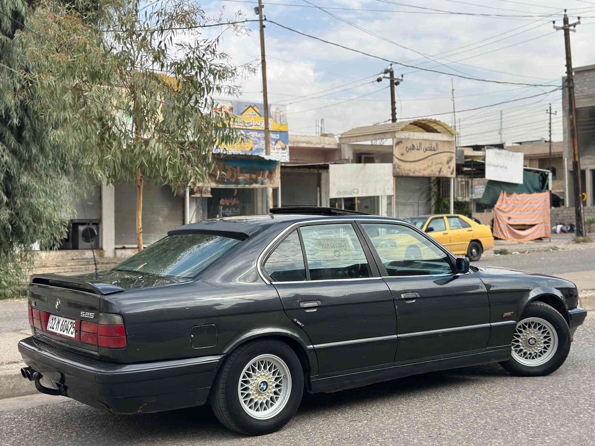 بي ام 520 • موديل 1991 • كشنات جلد
