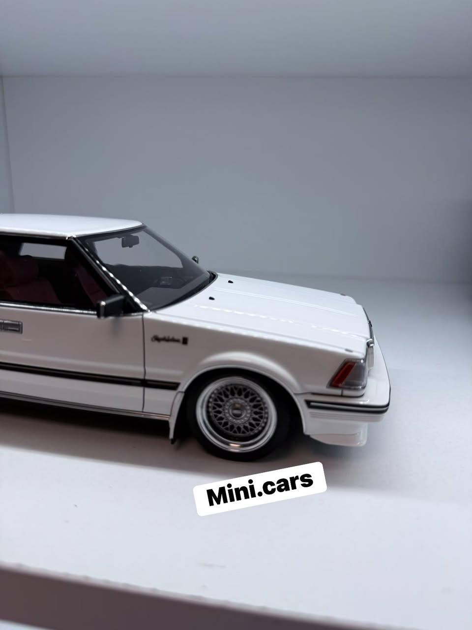 Toyota Crown 2.8 Royal Saloon Resin

Brand : IGNITION MODEL
Scale : 1/18
Price :  399,000 Dinar 

 WhatsApp +964 750 470 2207

‎‏
