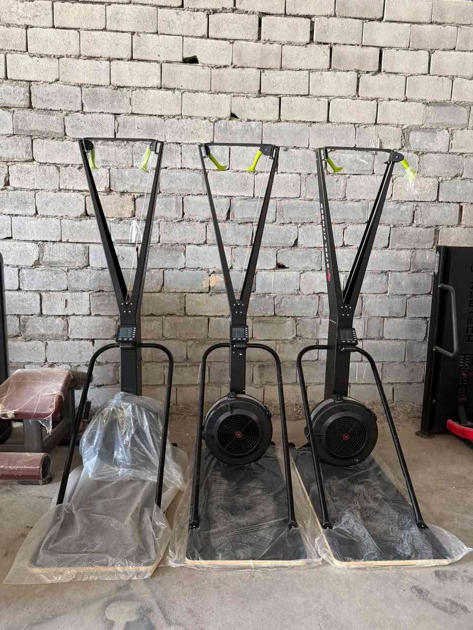 توفر لدينا اجهزة اب كوستر  و سكاي رو من شركة Steel Fit بالوان متعددة للاستفسار تواصل على *********** / ***********
