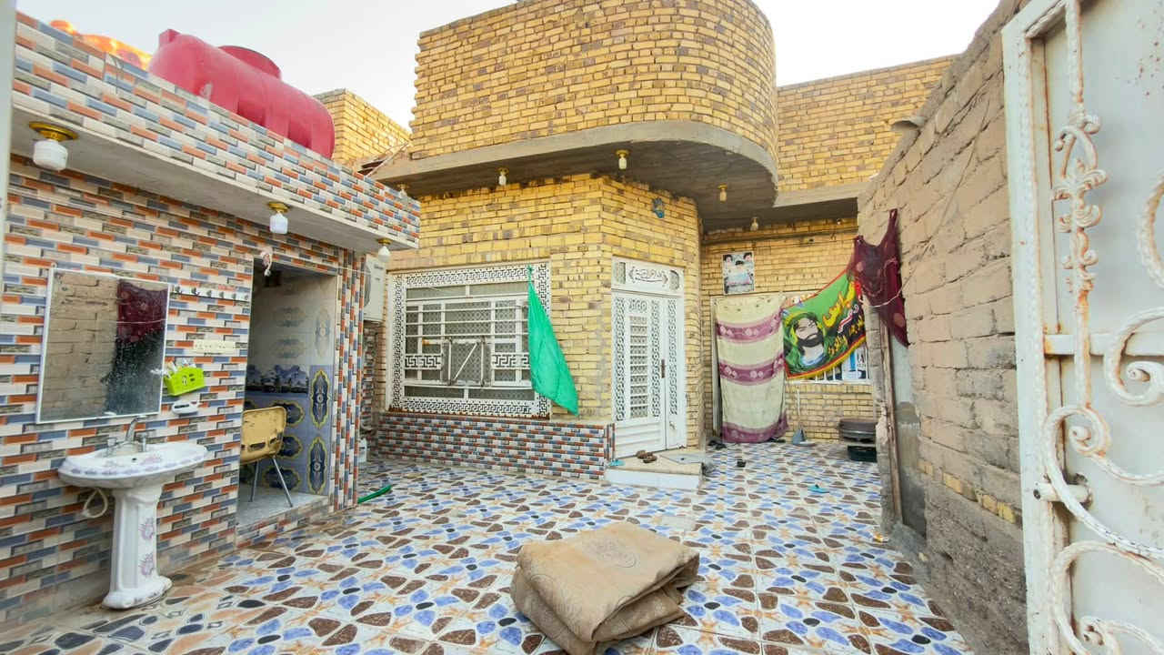 دار للبيع مساحة 220
العنوان الدوانم مقابيل مجمع العزة السكني
رقم صاحب لبيت ( *********** )
