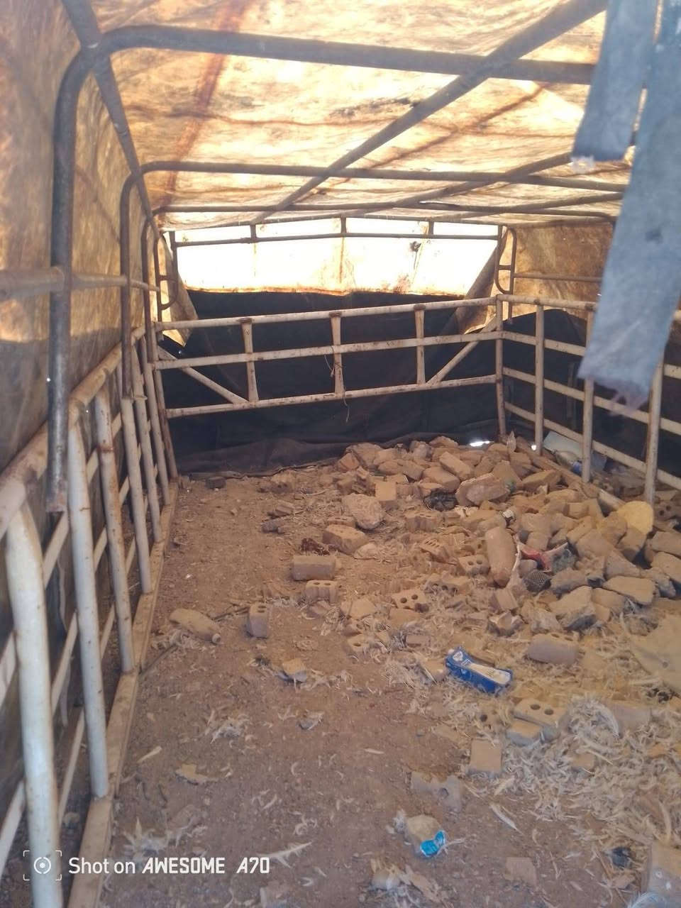 السلام عليكم محجر وجادر لبيع سعر 400وبي مجال ومكان بغداد سياحي ***********
