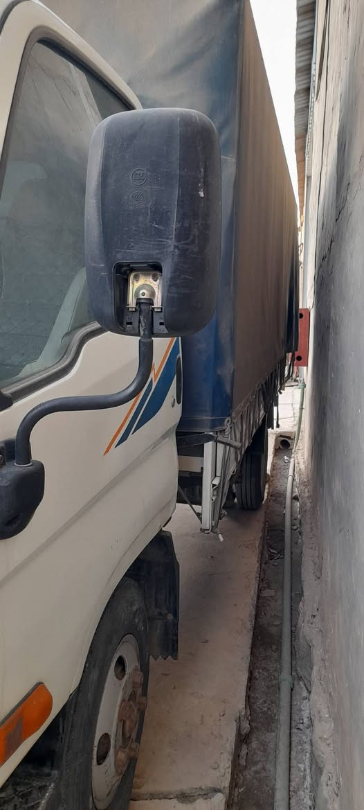 هونادي  وكنتر  عندي  
هونداي   موديل 2000 كير محرك   كشر  نضيف
رقم بغداد اصفر
السعر 97 💵 بيها مجال 
مكان بغداد 

 ***********
