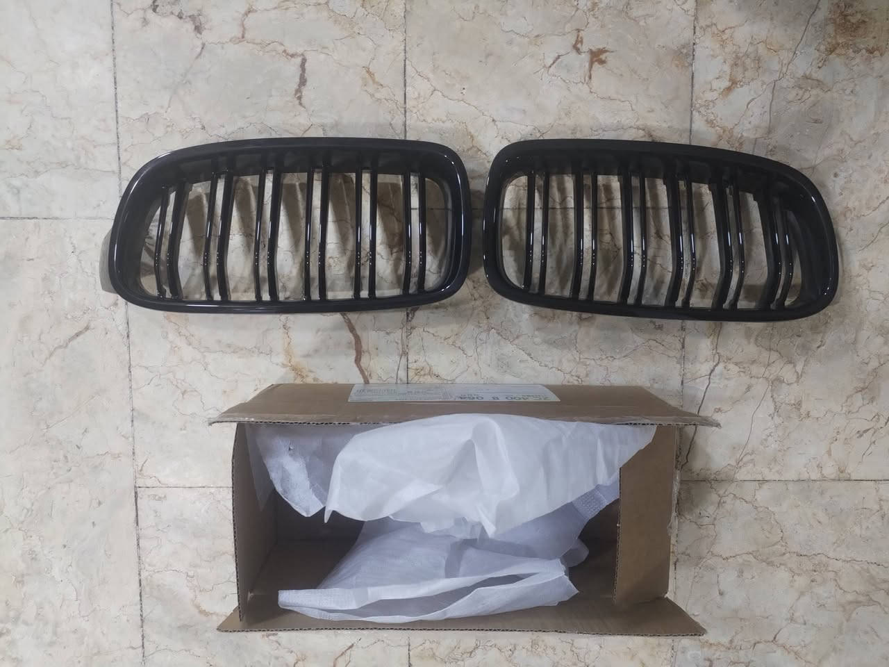 شباب شلعه وحده غراض امزون بسعر مناسب الكل شغال وجديد واكو كم قطعه بدون كارتون بسبب تلف الكارتون للاتصال *********** بغداد توصيل موجود

نص مكتوب في الصور:
- جهاز تتبع وذبذبات ونشره ضوئيه ينشد للكلاب
- جهاز كشف المعادن