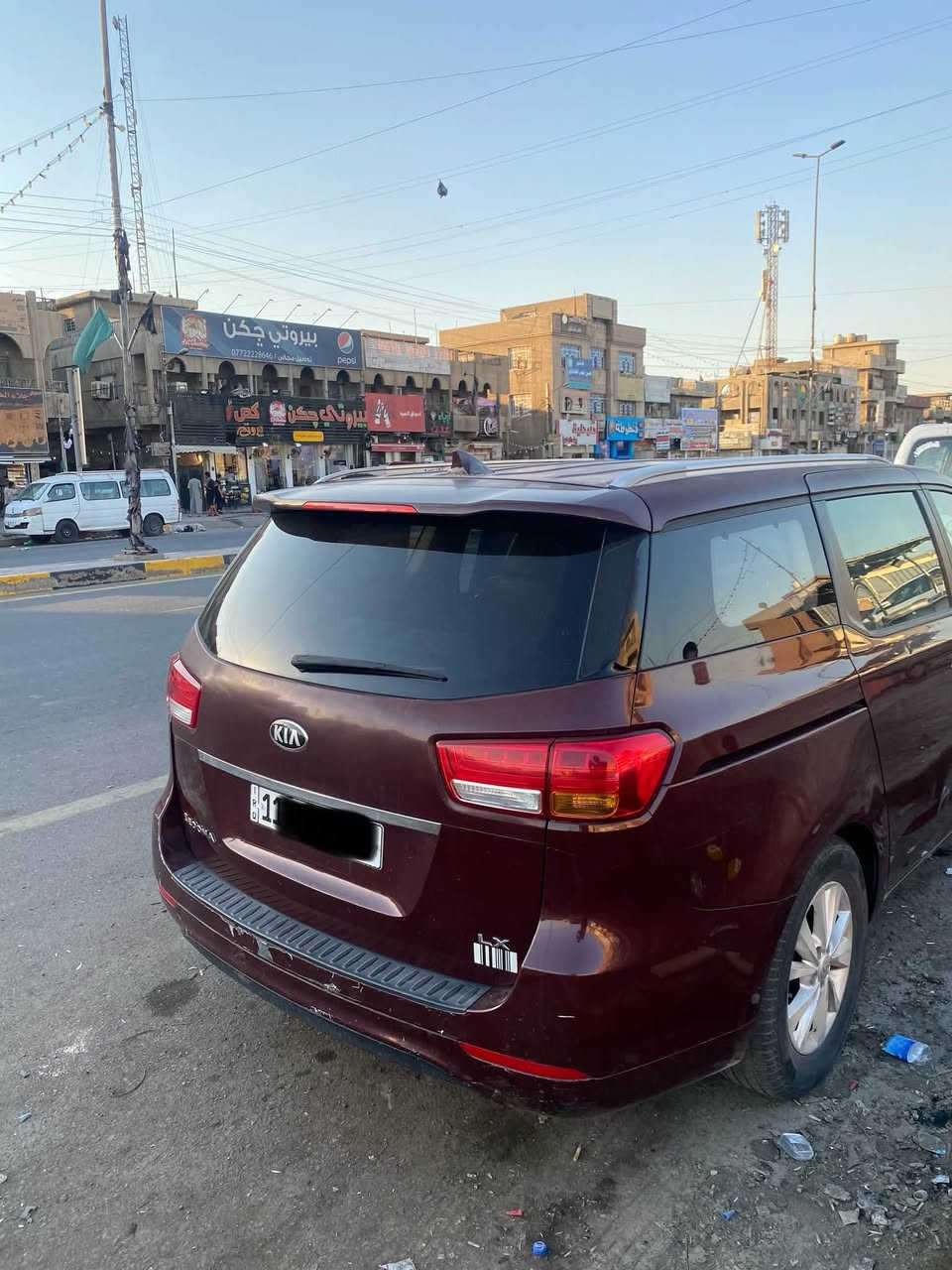 السلام عليكم
كيا سيدونا موديل ٢٠١٥ LX

محرك ٣٣٠٠ v6

رقم بغداد 

داخله للعراق كلين وبالعراق بيها باردين بالجاملغ الامامي و باب مروج بدون دواخل

تبريد ٣ قطع ثلج 

ماشيه 138 ميل

بنيد وقماره بيهن چراد وبيها ملاحظات بسيطه بالگشر 

السعر ١٤٥ وبي مجال 

العنوان بغداد 

للاستفسار ***********
