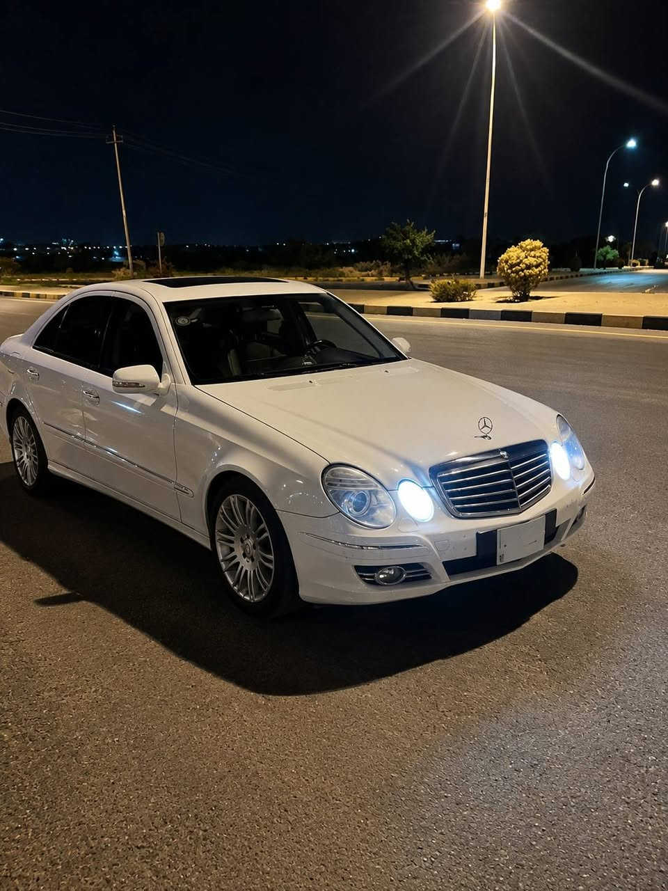 للبيع موديل 2008 داخل جلد قطعتين تبريد
مصبوغه حزام 
السعر 130 مكان السيارة بابل مركز المدينة 
للاستفسار الاتصال على:***********
