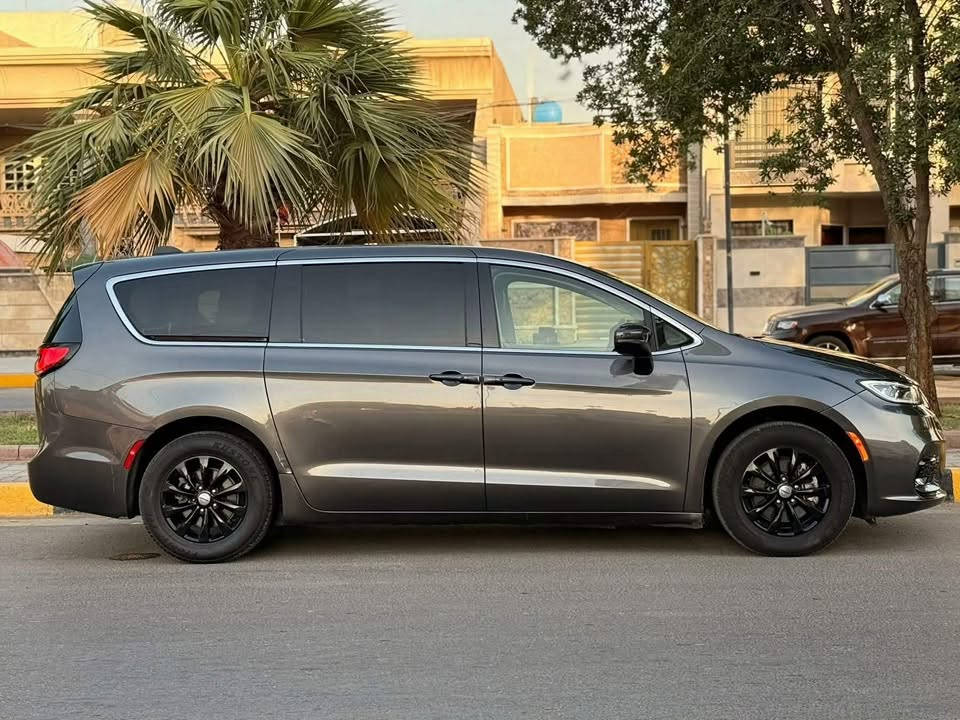 للبيع
كرايسلر باسفيكا CHRYSLER PACIFICA ✅

موديل 2023

رقم نينوى انگليزي بأسمي

السيارة كلين تايتل 

#مواصفات فول تجي عدا الفتحة :

1- بصمة تشغيل وابواب بصمة 5

2- هاند بريك بصمة كهربائي

3- محرك 6 سلندر 3600 بانزين

4- هيترات بالكشنات

5- رادر امامي وجانبي 

6- بيبان كهرباء ( تحكم ريمونت ) وبصمة أبواب 

7- صندوق كهرباء شفط بصمة 

8- رادار امامي خلفي بريك ذاتي توقف مانع تصادم

9- كشنات جلد VIP منفصل 7 راكب

10- مانع انزلاق 

 11- كشن خزن ميموري حركات 2

12- لايت لد الشكل الجديد 

13- تنبيه الخروج عن المسار 

14- تبريد مركزي ثلاثة قطع منفصل

15- تدفئه كراسي وستيرن تدفئة

16- تحكم استيرن فول 

17- اشاير بالمري وهيترات بالمري

18- تشغيل عن بعد 

19- كير ماوس 

20- مثبت سرعة 

21- منافذ USB و TiBC متعددة خلفية وامامية

22- حاكيات متعددة

سعر 240 .   (دفترين واربعين ورقه)وبيها مجال
***********
الموصل
