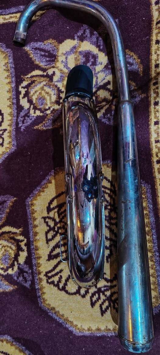 سلام عليكم اخوان كلهن للبيع كزوز نامه أصلي شرط ابو نجمه وكزوز ماكس وصناديق ستوته سوم ب يرضي الله وشايف خيرهن زبير ***********
