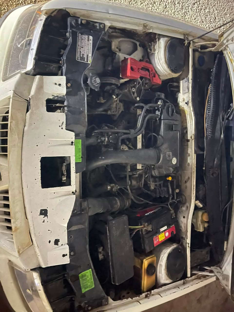 سمند لبيع ٢٠١٠ صدر وحداديه نضيف تجفيت جديد قبل يوم تاخذها كامله
تبريد ثلج 
سنويه٢٠٣٠ سياره مال شغل 
وضرباتها جاملغ لايسر 
سعر ٤٠ وبيها مجال 
شراي بيك خير وتدلل تشلع عيوني 
*********** وتساب
