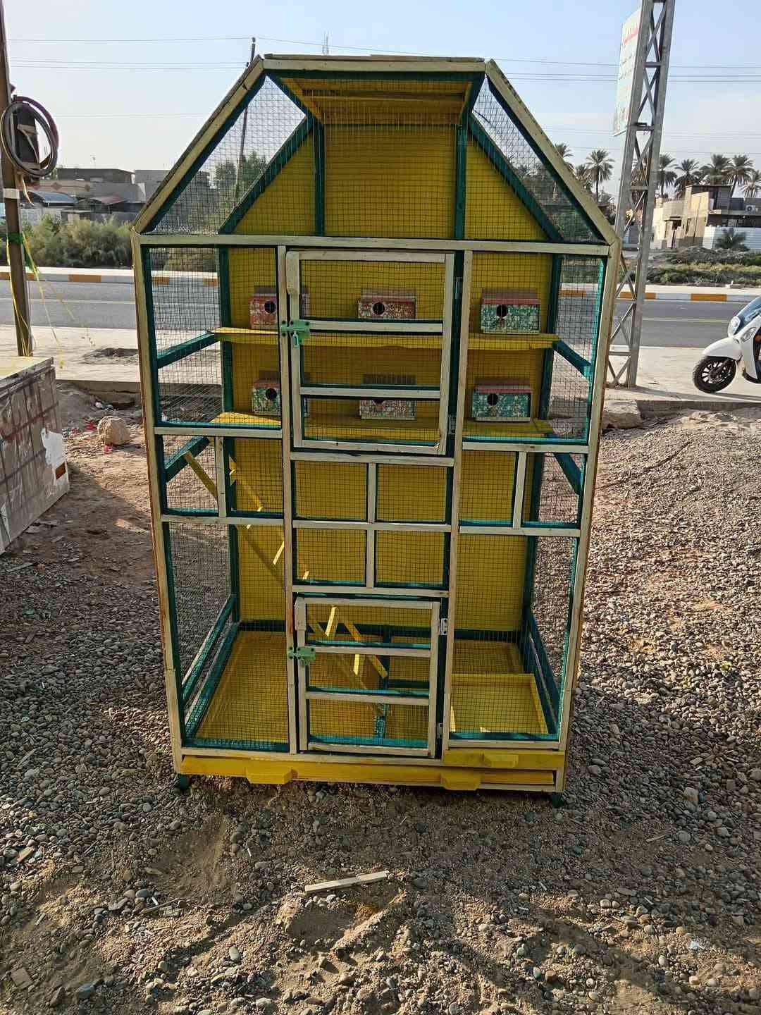 اقفاص طيور • محميات طيور • حجز