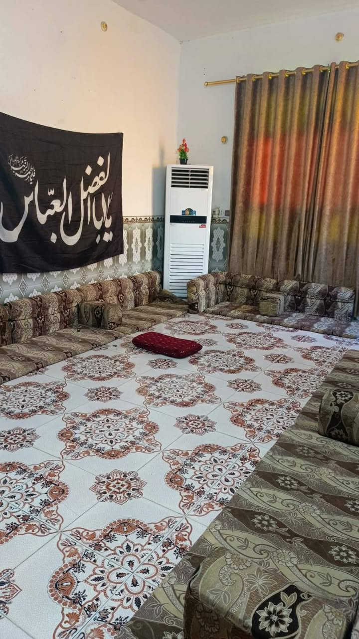 بيت للبيع • قرب مطعم العزائم • ٢٠٠م