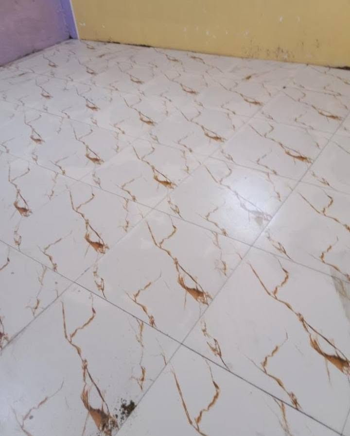 .
السلام عليكم

عمل درجه اوله الجداري 8 الارضي 6

( الواح القطعه 5) البايات 10 العمل الناصريه المركز ففط 

رقم الهاتف ***********
