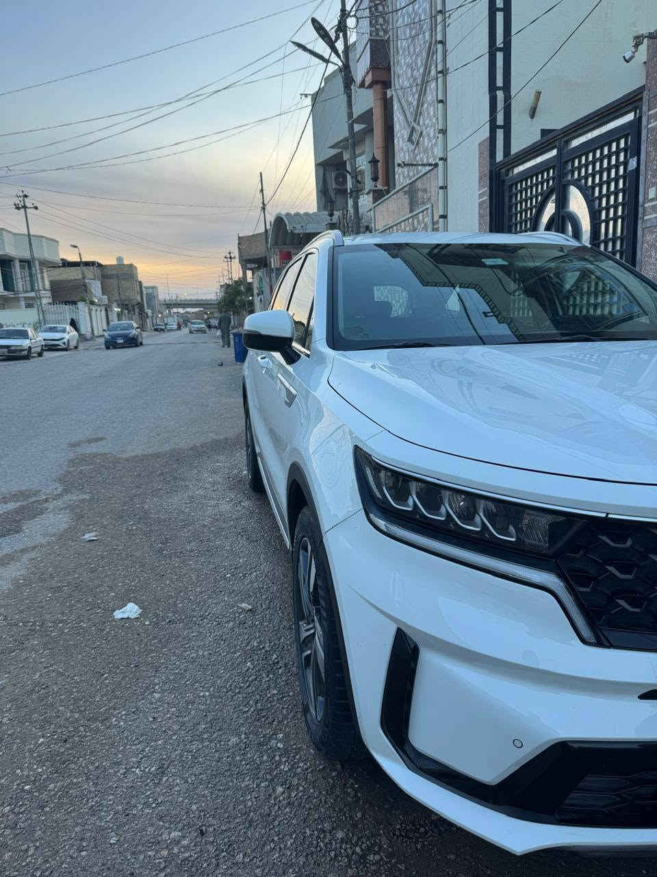 سلام عليكم
سورنتو 21
ماشيه 144 قابل للزيادة 
مواصفاتها 
كير عصى المرغوب 
اربع وضعيات قياده
سايد بريك رجل 
شاحن لاسلكي 
ثلاث قطع تبريد 
كشنات كهرباء 
شفتات ستيرن 
اريل نيفكيشن 
مري اوتو 
اربع جامات اوتو 
شاشه تدعم كار بلي 
كشنات جلد ومغلفه جلد
جنطه كهرباء 
6 سلندر 
تخم تأير جديد 
حداديه جديده 
رقم بغداد
الكير ومكينه مكفول السياره كفاله عامه عدى كارت في جاملغ الامامي جهه الراكب 

السعر 250 وبيها مجال 
السعر اذا ميعجبك الله يرزقك بالاحسن 
التواصل ***********
