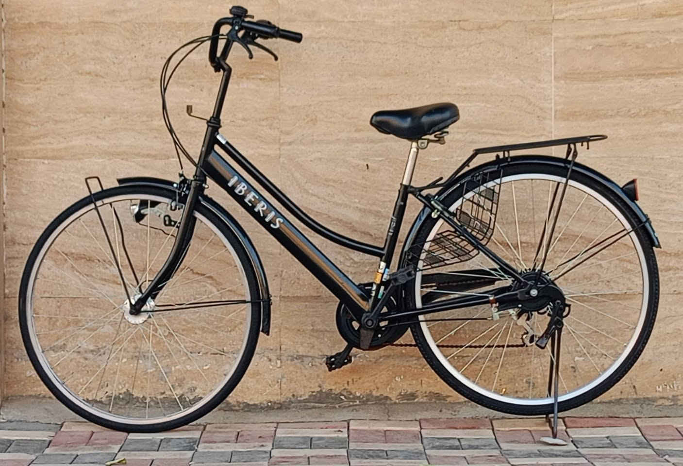السلام عليكم ورحمة الله وبركاته 🌹
🚲 دراجة هوائية للبيع 
موديل حديث  
🇯🇵 باله ياباني أصلي
📏 الحجم 27
⚙️ كير وحساس
✨ نظافة 95%
📍 العنوان: كربلاء – طويريج
🚚 تتوفر خدمة توصيل إلى جميع محافظات العراق
📩ل للاستفسار أكثر: خاص
📞 أو على الرقم: ***********
