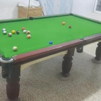 بليارد • بحالة جيدة • ٣ كيوبات