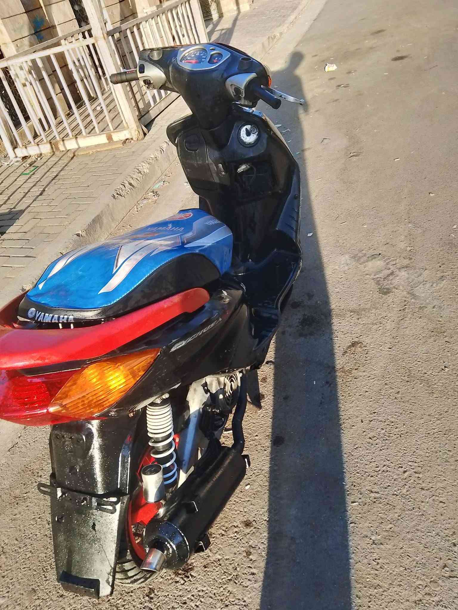 معلومات بـ اول صوره

نص مكتوب في الصور:
- سلام عليكم سكنس نثيه كلحات رياضي صالصه رياضي تايرات جدد مكينه خرسه كهربائيات شغاله كلها هورن سلف لايت عالي ناصي اشاير دبل اشاره نكره بكل وقت سعرها 350 وبيها مجال مكاني بغداد رقمي ***********