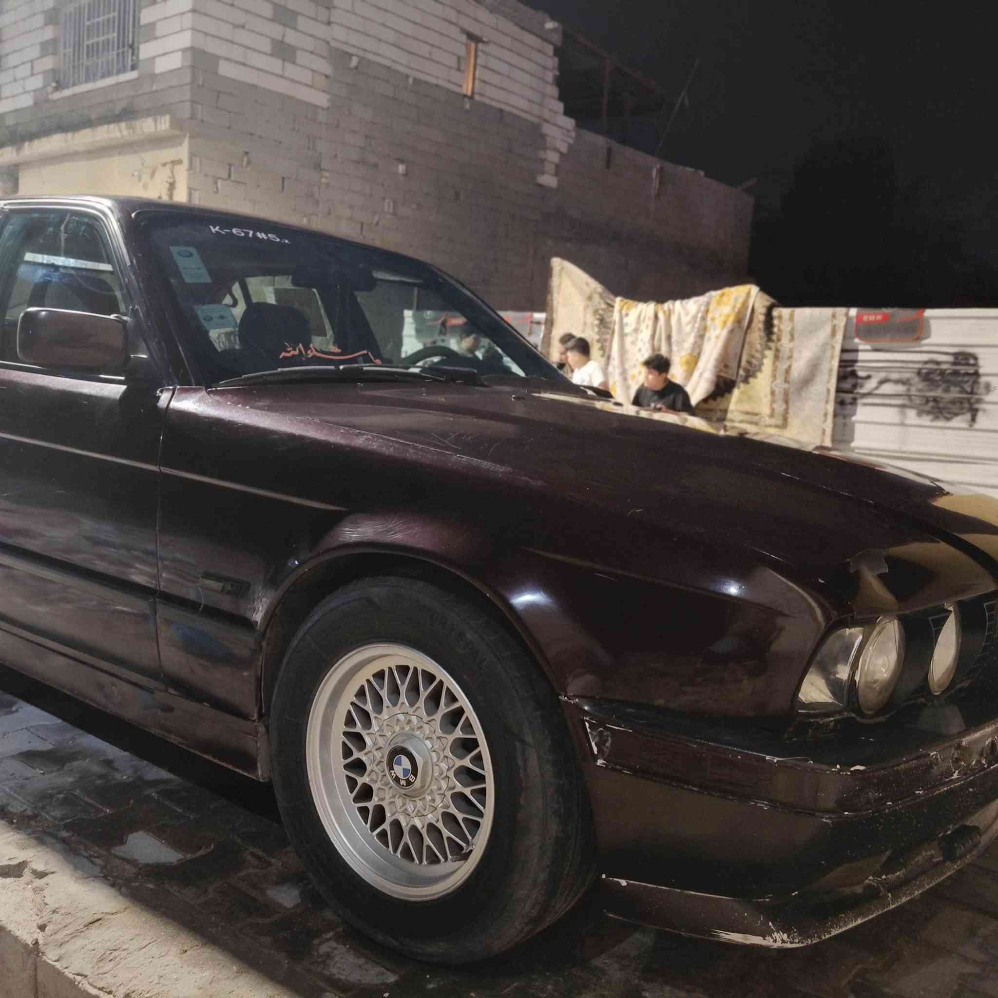 سـلام عليكم
Bmwللبيع 525i V6
مديل1992
رقم دهوك راعيها بـ أربيل
سنويه للـ2029
محرك وارد مسكر فانوس قبل شهرين شادينه 
كير جديد وارد اللماني قبل شهر شادينه ،
تبريد نقصه بس كمبريسر
اكسل جديد
السياره عليها ويل خليه جديد
تخم تاير جديد
 وبيها فتحه بانوراما
برده خلفيه 
كهربائيات كلها شغاله 
عليها شاشه كار بلي 
السعر:45 ورقه
مكان السياره البصره ابي الخصيب
للاستفسار:***********
