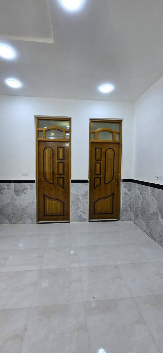 دار البــــيــــع مـــــنــطــة نـــهـــاونـــد
الثـــــــالــــثــــه 
الـــــــســــعـــر 165 وبـــيـــه مجــال 
المـــســاحه 200 متـــر جاهز السكن 
بــــــناء حديث 2026 الســــتــفسار 
تـــصال بصاحب الـــبيــت الشرعي 
***********

