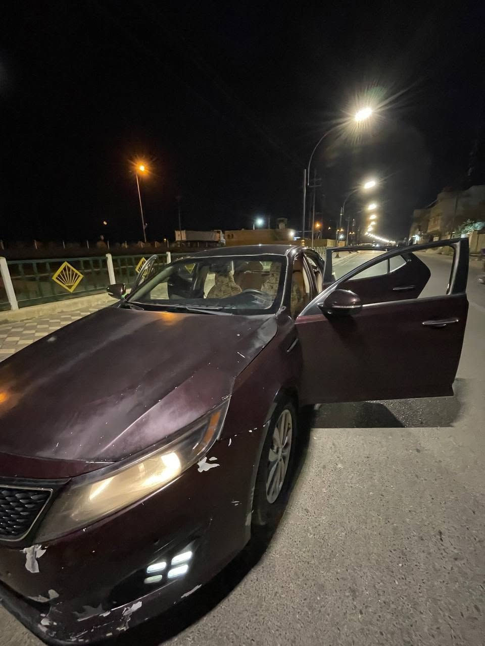 اللهم صل على محمد وال محمد 
اوبتيما 15 امريكي لون كرزي محرك 2400 gdi 
تبريد محرك كير كفاله حداديه 70٪ 
عوزها دعاميه اماميه كل الملاحظات موثقة بالصور شوف واقتنع وتدلل 
رقم مثنى تتكاتب وي ابو السنويه شخصياً 
عنوانها ذي قار قلعة سكر 
*********** تواصل سعر 110 وبيهامجال
