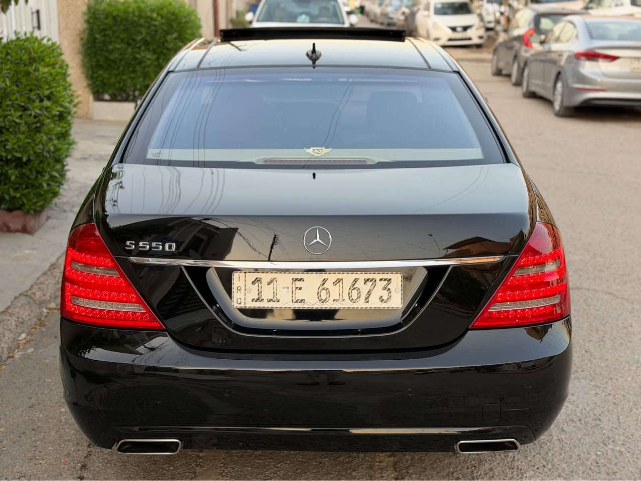 ‎ Mercedes Benz S550 Town Turbo لارج vip
اخوان السيارة استلام شركة مارسيدس بالمانيا
........................................

‎‏‎سياره فول مواصفات 
جديده بمعنى الكلمة كلشي بيه بلادي )
‎‏‎موديل2012 
‎المواصفات:
‎ ابواب شفط
‎ كاميرة خلفية 
‎حساسات امامي و خلفي 
‎صندوق كهرباء 
‎باب لارج (رئاسي)
‎بردات (5)
 ‎ بانوراما
‎بصمه تشغيل 
‎بريك بصمه
‎رادارت امامي جوانب 
‎صندوق شفت كهرباء 
‎کشنات تدفئة وتبريد خزن 5 ابواب بصمه
‎سي دي جنجر ٦ اقراص و ديفيدي
مكينة (8 سلندر 
‏‎كشنات دينمك (متحركة)
‎تحديد سرعة و لمت سرعة
‎ لايتات زينون  بك لايت ليد
‎لايتات دوارة تتحرك مع السيارة عند استدارته 
‎دبلات كهربائي حسب رغبه تريد سيارة عالية و ناصيه 
‎حزام سلامة (سحب) اوتوماتيكي
‎و بعد كثيير من المواصفات المامذكورة.
‎‏رقم بغداد بأسمي 
‎مكاني بغداد   __ السعر 235  ورقه  
*********** بغداد, العراق
