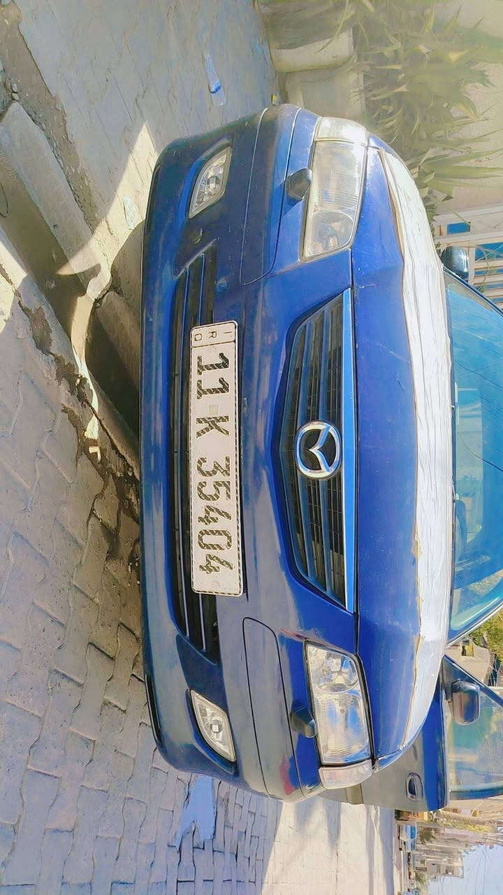 السلام عليكم
مازدا 2002 للبيع

سعر 58 بيه مجال قليل

سيارة بأسمي تحويل ثاني يوم ***********
