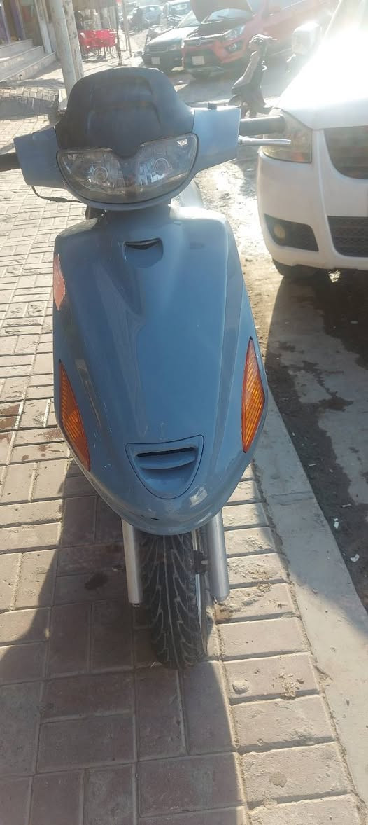 السلام عليكم شباب دراجه فراشه للبيع نوع فحل السعر400 وبيه مجال متواجد مازنجر وهاذا رقمي بي واتساب***********
