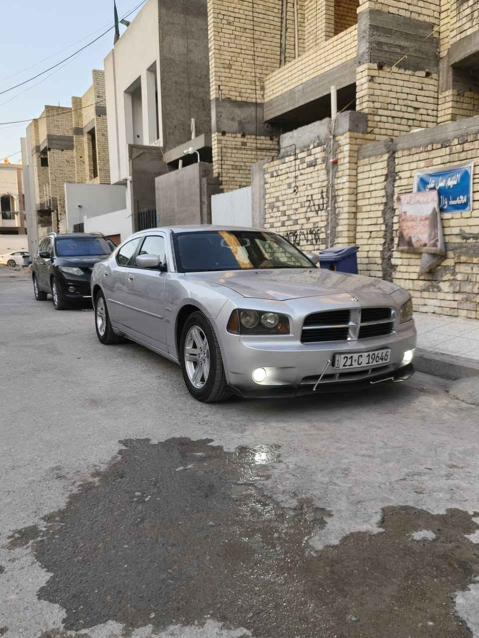 ﷽
السلام عليكم 
دوج جارجر موديل ٢٠١٠ محرك ٦ سلندر ٣٥٠٠ 
رقم سليمانيه دولي باسمي شرط تحويل هزه جديده 
سنويه لحد ال٢٧ ماشيه ١٨٠ 
السياره استخدام شخصي مامشتغله خط 
بيه كير ومحرك وتبريد كله جديد 
كشنات جلد تحكم كهرباء دواخله بلجيس 
السونار مالته. مرفق ويه المنشور 
للاتصال ***********
