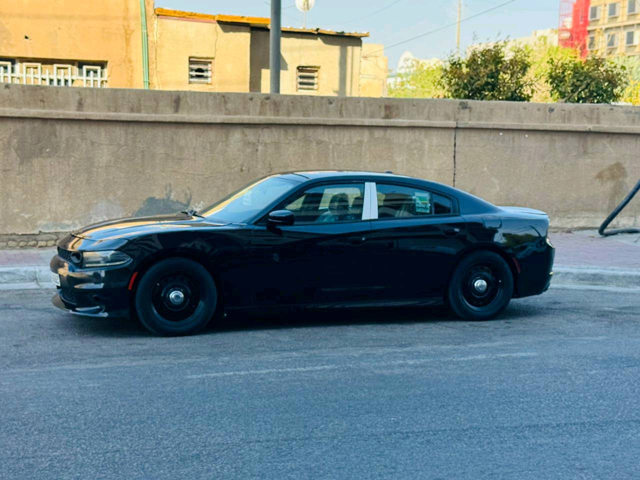 دوج جارجر 21 أصل وارد امريكي حادثها جاملغ بنيد فقط بدون دواخل سياره البيع  سعر 166