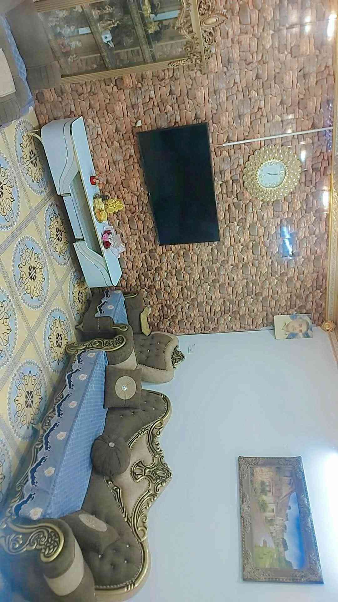 سلام علیکم خانوویەکی خۆش روبەری180مترە و دووقاتە لەگەل سەرەوە یەک خەلیتەیە و یەک شتە بۆزانیاری زیاتر نامە بنێرن یان تەلەفون کەن نرخەکەی زۆر هەرزانە❤️ رقم تەلەفون:*********** كركوك, العراق
