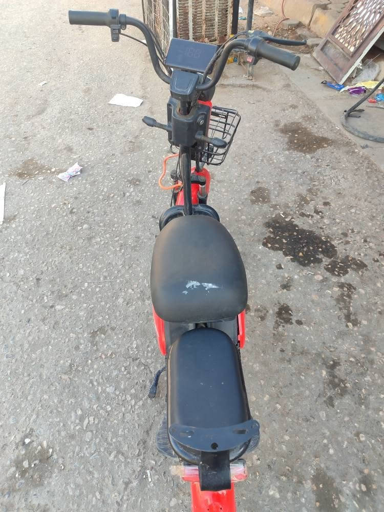 باسكل شحن للبيع كله شغال باتري 4كبيرنضيف السعر350بي مجال الشراي *********** كربلاء كربلاء, العراق
