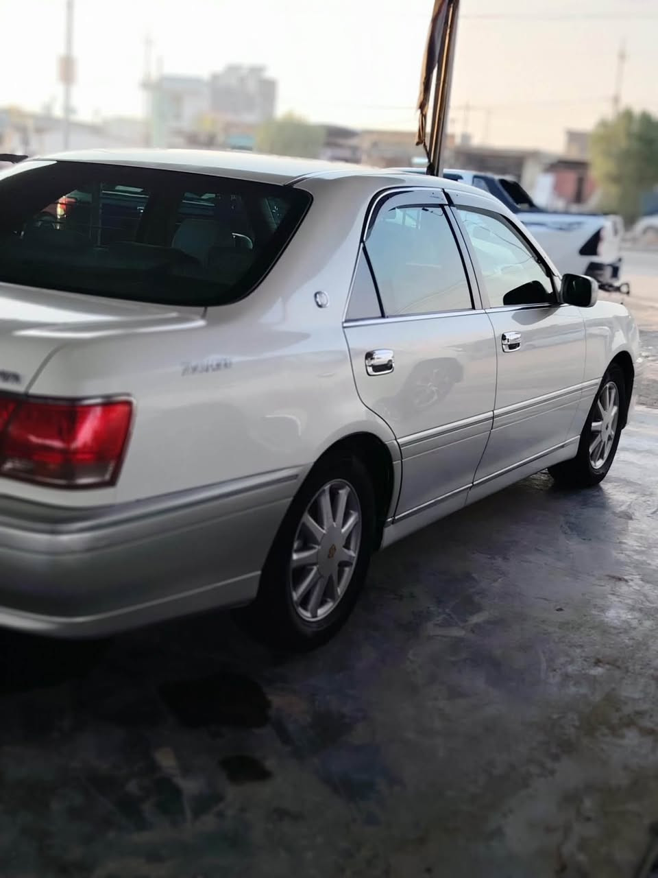 السلام عليكم ملكه 2002 رقم كركوك دولي بسمنه شاصي71السياره كفاله عامه ويل نجمه بلادي تحويل ثاني يوم السعر 135وبيها مجال  
(تبريد ثلج كير مكينه حداديه كله مكفول ) مكاني بابل هاشميه 
***********
***********

