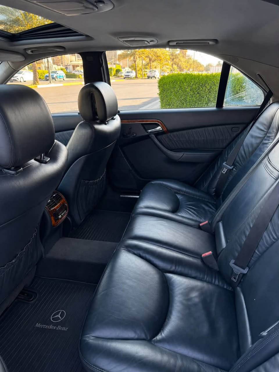 Mercedes-Benz S550 2003

-------------------------------------
#السعر : 138$ وبيه مجال بسيط
‏
#رقم الهاتف :***********

#رقم السيارة :سليمانية

#مكان السيارة :بغداد/السيدية
-------------------------------------
سلام عليكم 
للبيع  مرسيدس غواصة موديل2003 اصل حجم550 باب طويل فول مواصفات سيارة رقم سليمانية مكفولة من الضربة 
تفاصيل👇🏻👇🏻
1_ بصمة⁩
2_محرك8v+كير مكفولات ⁦⚔️⁩
3_تبريد 3 قطع خلفي منفصل ❄️⁩
4_كروز سرعة🔒 
5_ سلايت ⚔️
7_ شاشة كبيرة 
8_ مري قلاب مع البك 
9_دبل جام 
10_انارة ترحيب💡 خارجية وداخلية ⁦⚔️⁩
11_شاشة اعطال💬
12_داخل جلد اسود كهرباء ⁦⚔️⁩
13_لايت زنون 
14_ مري شفط
15_  كشنات خلفية كهرباء
16_ ايرباكات سليمة 
17_ويل  18 تو سايز AMG ⚔️⁩
18_سستم صوت BOSS 
19_عليها كزرز برابوس اصل❌❌
20_حساس مطر💦
21_هزة وفحص جدد
22_كشنات هيترات🔥 
23_لايت اوتو   ⚔️
24_ وضعيات قيادة سبورت وعادي واوتو🔥
25_بردة خلفية كهرباء 
26_حساسات 
27_فتحة سقف 
28_جوبلس تخم جدد 

 
-------------------------------------
