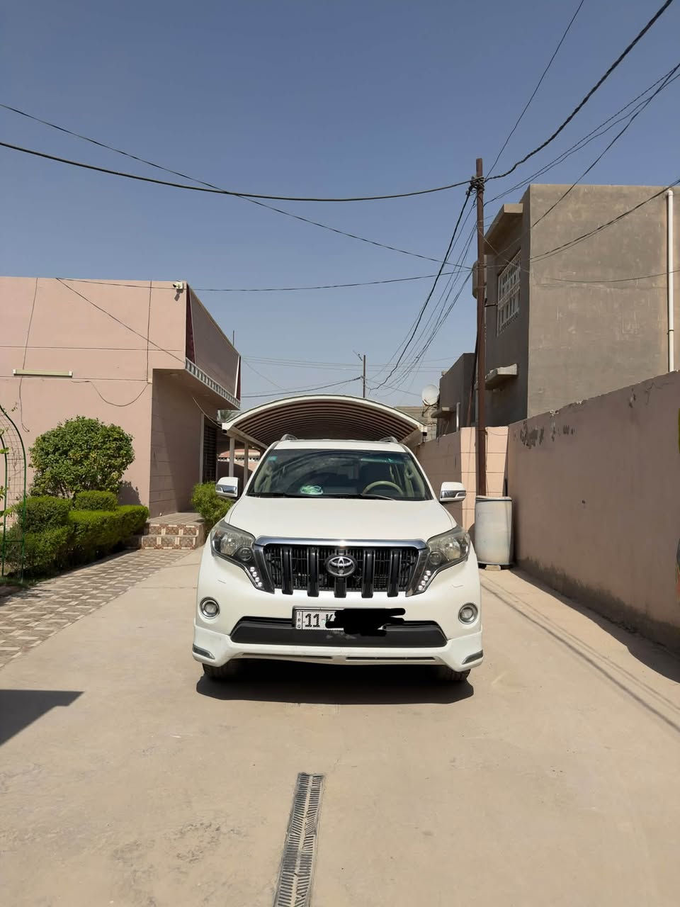 سلام عليكم
تويوتا برادو للبيع موديل 2016 فئه Txl السياره فول مواصفات فتحه ، شاشه ، مثبت سرعه ، ثلاجه ، مرايات كهربائيه، كشنات كهربائيه ،مرايات كهربائيه ، حساسات خلفيه وباقي المواصفات 
السياره ماشيه 143 الف 
السياره بيها بارد مثل ما موضح بالصوره 
سعره السياره 3 شدات و40 ورقه
السياره رقم بغداد الجديد
الموقع بابل الحله
للاستفسار الاتصال او التواصل على الرقم ***********
