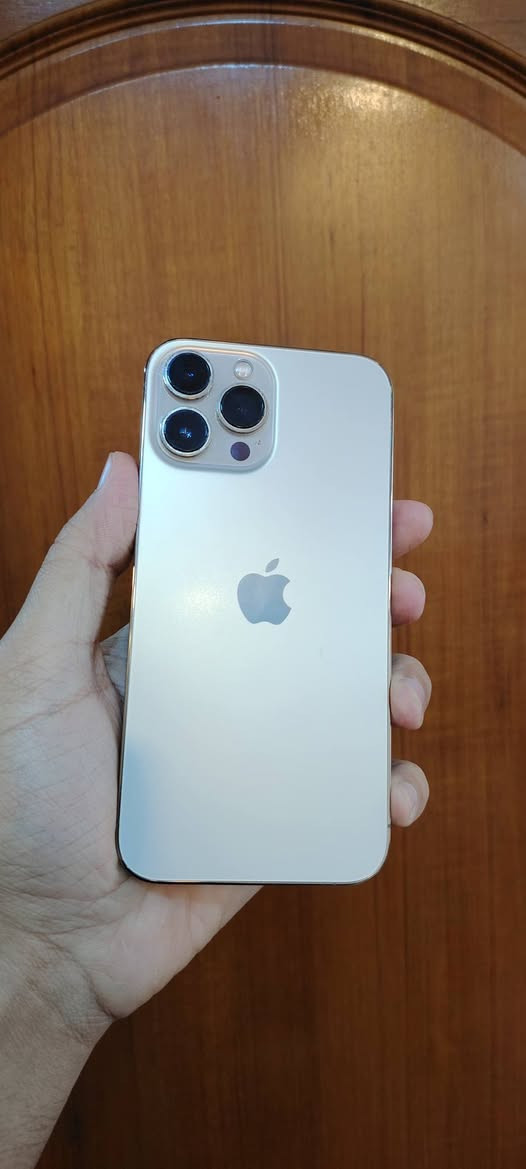 للبيع ايفون 13 PRO MAX شرق أوسط ذاكرة 256 بطارية 84 نضافه الجهاز ١٠٠/١٠٠ مكفول❤️
عنوان بعقوبه التحرير
للتواصل ***********
