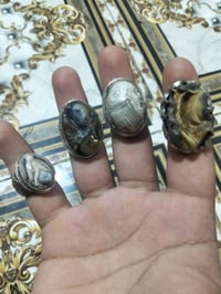 4خواتم للبيع  المعدن مو فصه