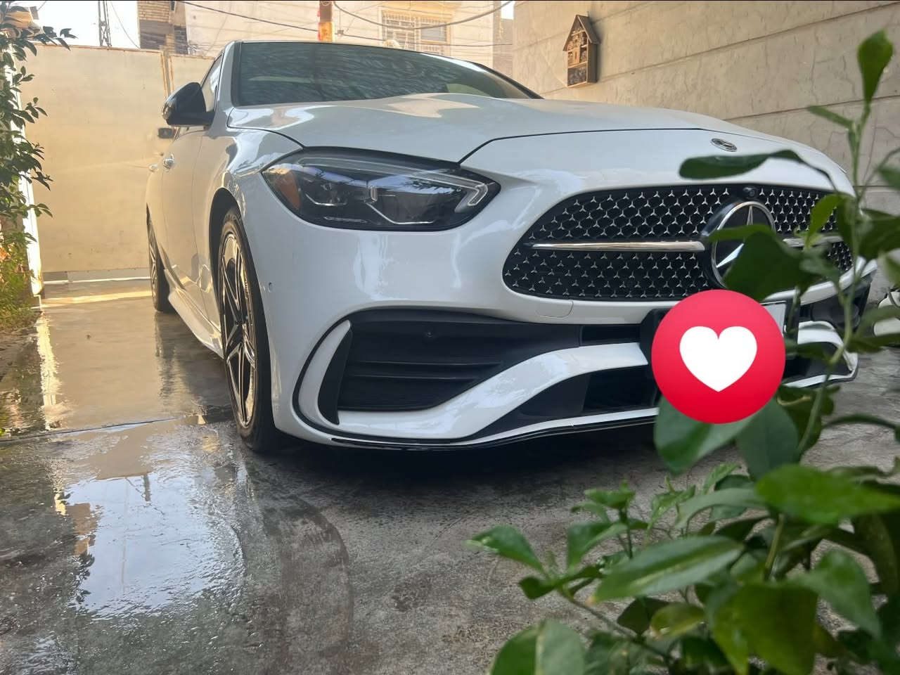 مرسيدس C300 نايت ادشن للبيع  موبايل ***********
وارد أمريكي الموديل: 2023
Amg. كت كامل بلادي مالته 
 • المواصفات:
 • فتحة سقف بانوراما 
 • خمس كاميرات
 • رادارات محيطيه
 •فورماتيك
 • دشبول اسود صاج
 • داخل اس كلاس 
 • مقاعد AMG اسود
 • ماشية:40 الف 
 • محرك 4 سلندر تيربو – اقتصادي وقوي
 • بصمة أبواب 4
 • تسخين كراسي أمامية 
‎ • انطمة قيادة (eco,comfort,sport,sport+,individual)
 • نظام حفظ وضعيات الكراسي (Memory Seats)
 • كراسي كهرباء
 • مرايات كهربائية تطوي
 • رادار بالمري
 • رادار تثبيت سرعة
‎ • ستيرن تدفئة
 • تحكم ستيرن وقيادة ذاتية
 • شاشة كبيرة ايباد 
 • نظام ملاحة (Navigation)
‏ • Apple CarPlay & Android Auto
 • نظام صوتي Burmester
 • إنارة داخلية ملونة (Ambient Lighting)
 • نظام مراقبة النقطة العمياء
 • رادار أمامي – تنبيه تصادم
 • نظام تتبع المسار / تنبيه الخروج من المسار
 • كاميرات 360 درجة + حساسات أمامية وخلفية 
 •لايتات LED
 •نظام ركن السيارة سمارت 
 •ويل AMG 
 • تبديل ناعم – كير قوي
 • السيارة نظيفة كلش
 •
