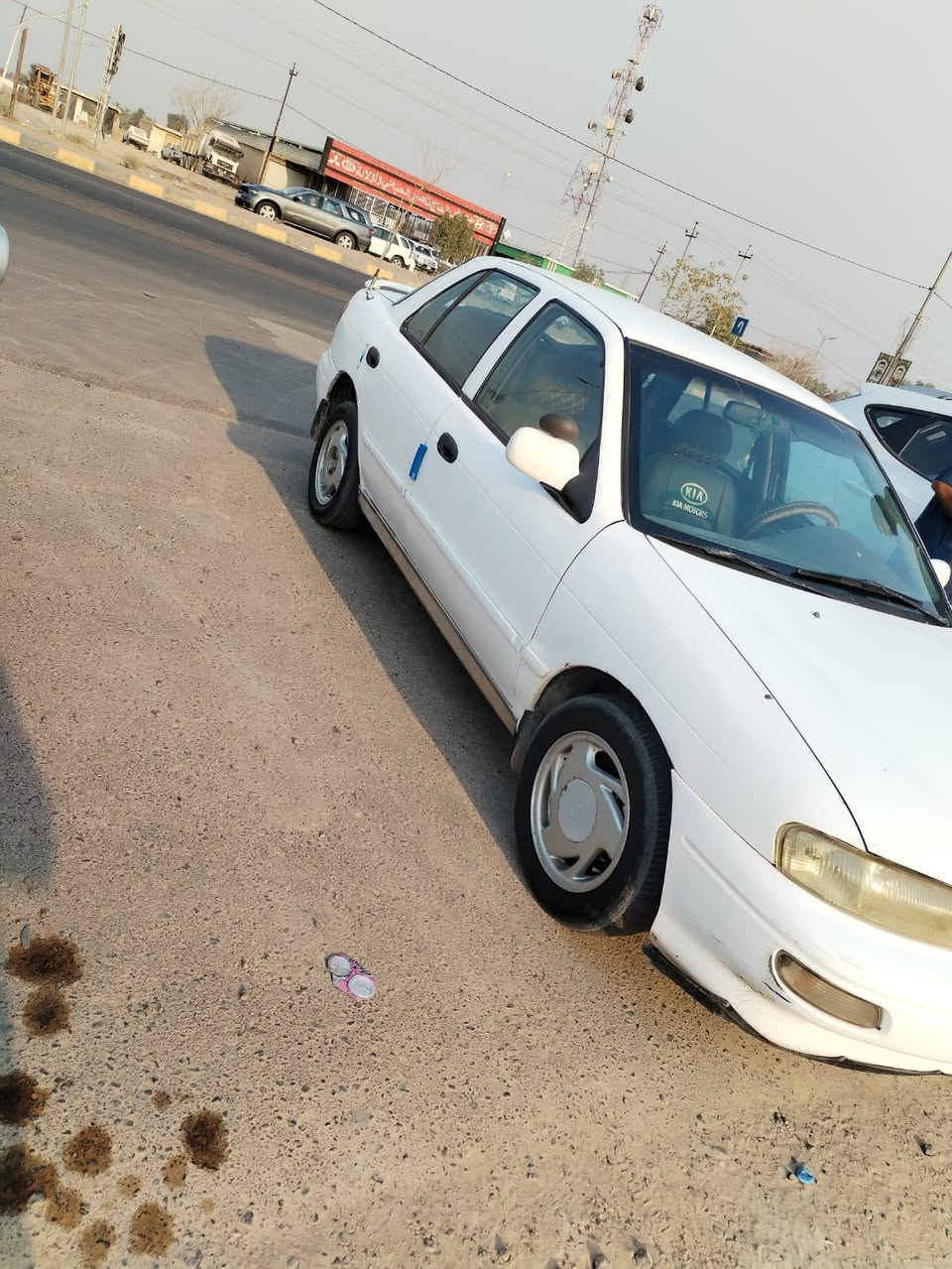 سلام عليكم       كيا.   سيفيا.
موديل 95
رقم بغداد تحويل.   وكاله.    سياره.  جاهزه.  كير محرك. شرط.  كهربائية دوشمه

محرك مسكر. 2000
مكفول.   صدر تايرات جدد 
مصبوغه.  حزام. فقط.    دون ضربه. 
سنويه. عضم عاج جديده. 
مكان سياره. صلاح الدين. تقاطع سعود.    
السعرر
32بيه مجال. 
الاستفسار ***********
فيديو.  داخل.  المنشور.
