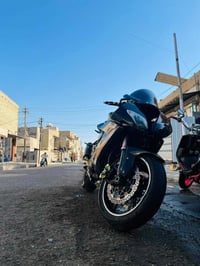 كاوسكي zx10R • 1000cc • معدل