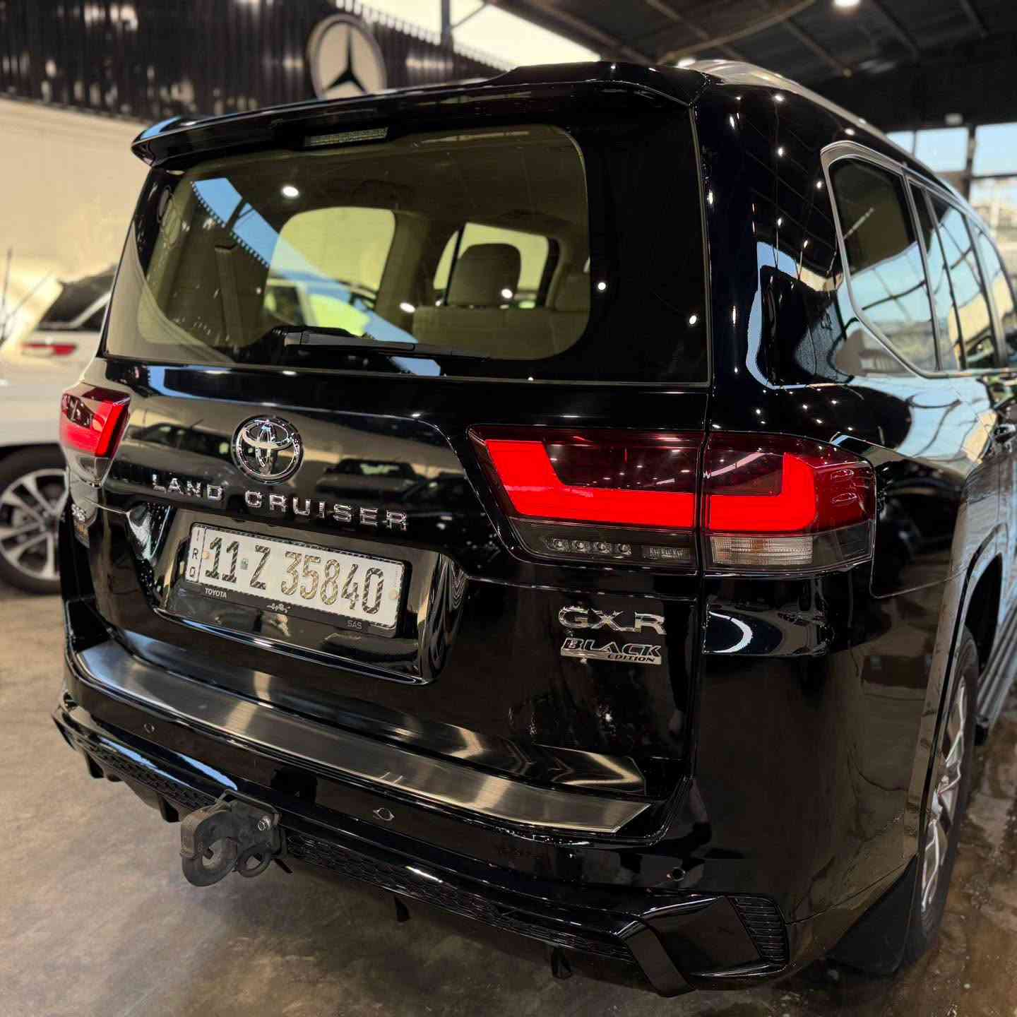 🚙🔥 تويوتا لاندكروزر 2024 GXR Black – وكالة SAS 🔥

هيبة اللاندكروزر بلمسة بلاك مميزة وفخامة تخطف الأنظار 👑🖤

✅ موديل 2024
✅ فئة GXR Black
✅ محرك 4000
✅ وكالة SAS
✅ ماشية فقط 25,000 كم
✅ مغلفة PPF
✅ حالة ممتازة وجاهزة للتسليم

✨ قوة، اعتمادية، وفخامة تويوتا المعروفة في سيارة واحدة.

📍 متوفرة لدى شركة علي الشيباني لتجارة السيارات
بغداد – الكاظمية – جكوك قرب مرور الكاظمية

📞 للاستفسار والحجز:
***********-***********

🔥 عداد قليل + تغليف PPF + فئة مميزة… فرصة تستحق المشاهدة!
