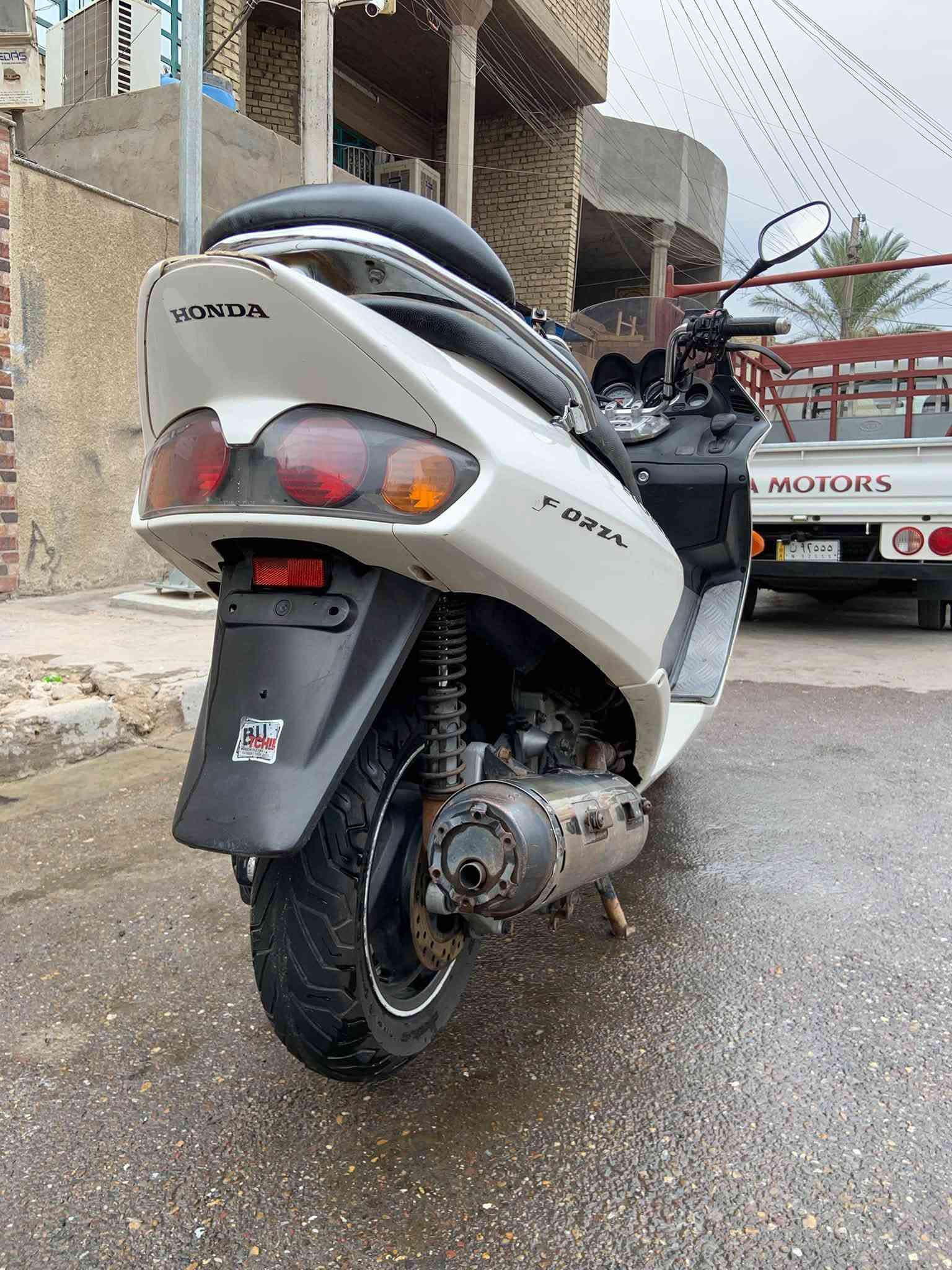 فورزة • ٢٠٠٦ • بلاديه