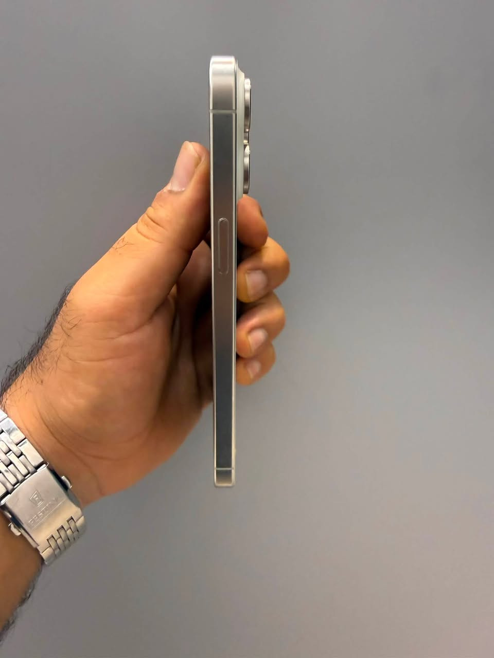 📱 iPhone 15 Pro Max

✨ 256GB
📲 شريحتين SIM
🔋 نسبة البطارية: 80%
✅ نظيف وبدون تبديل أو تصليح
🛡️ ضمان 10 أيام

💰 لمعرفة السعر، تواصلوا معنا 📱

📞 ***********

📍 السليمانية – شارع مولوي
📍 سربردكة، سوق بهشت
🏪 معرض باوان

🚖 متوفر لدينا خدمة التوصيل
